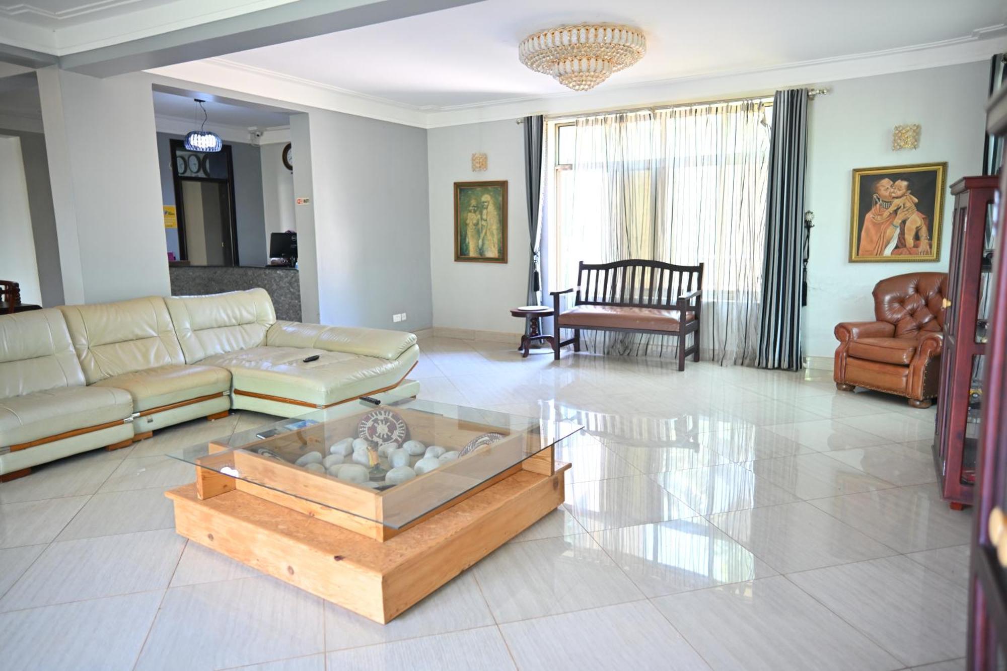 Lakepoint Villa Entebbe Exteriör bild